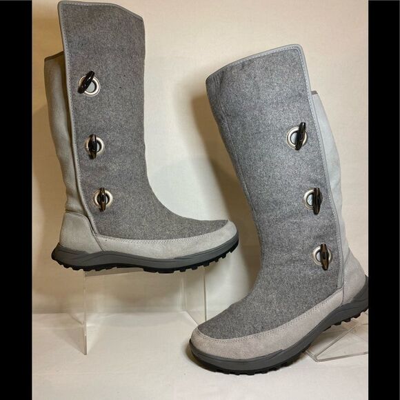 Excellent Condition Lands End Boots - Picture 1 of 4